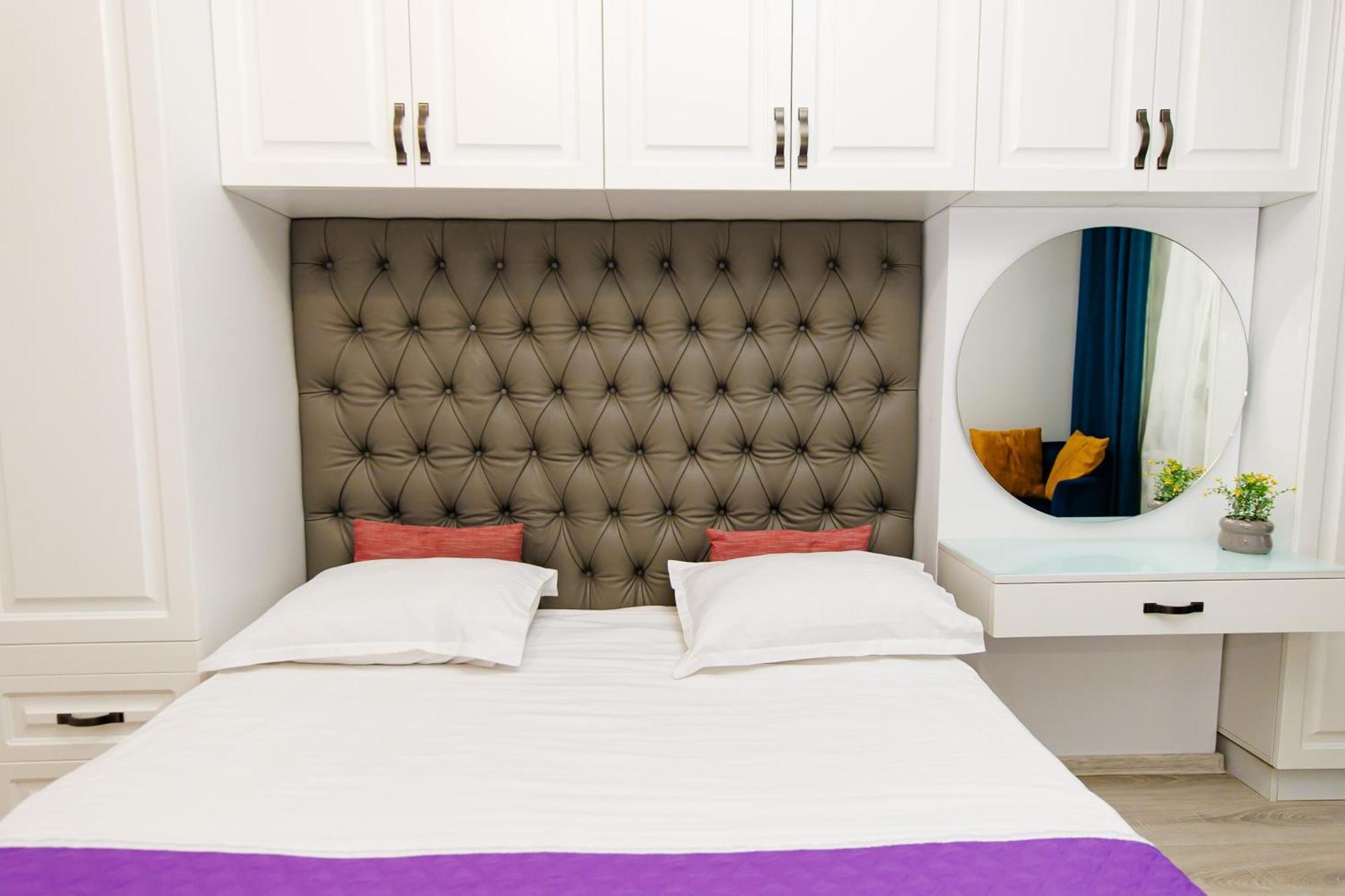 Luxury Lazar Towers Palas Mall Area Iasi Buitenkant foto